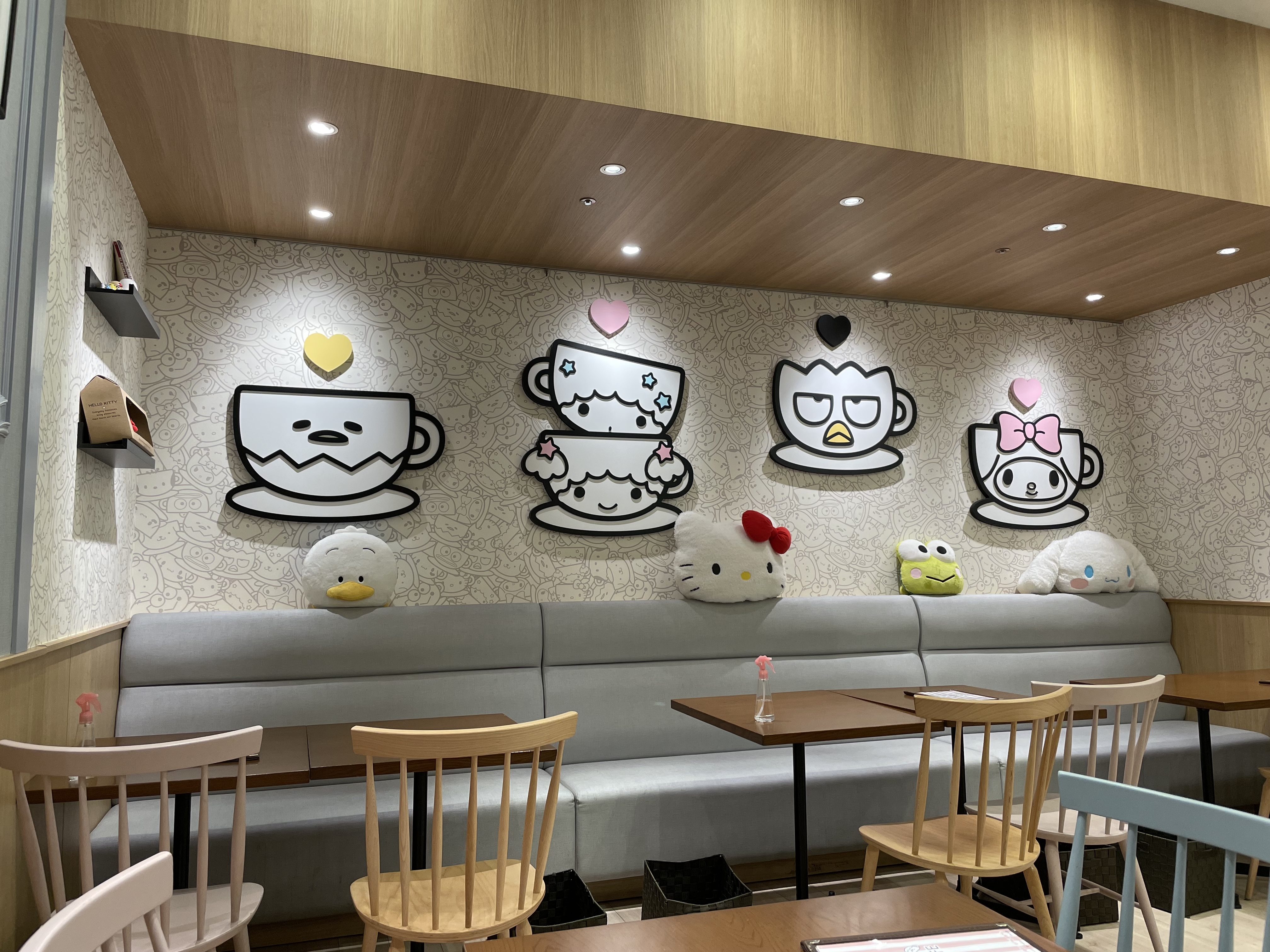 Sanrio Cafe inside